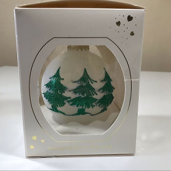 CHRISTMAS ORNAMENT BALL EUC - Picture 2 of 6